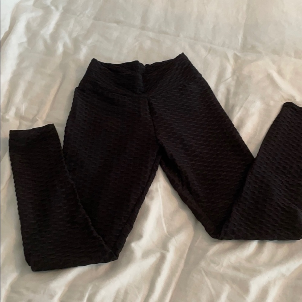 Black leggings